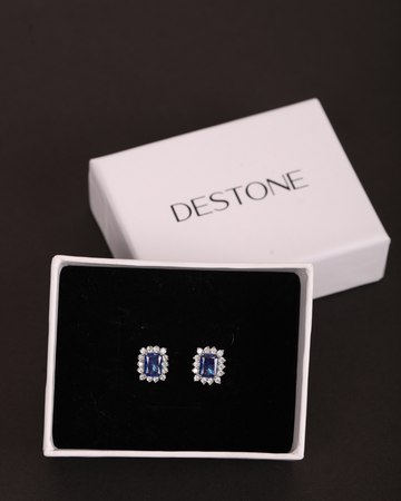 SAPPHIRE CHIC STUDS