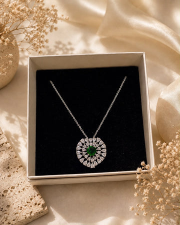 Emerald Halo Set