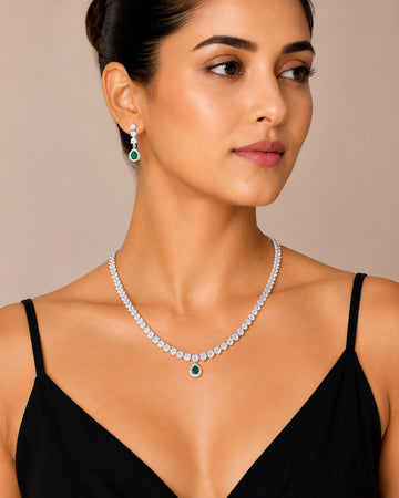 Emerald Dewdrop – 925 Sterling Silver Emerald Halo Necklace & Earrings Set